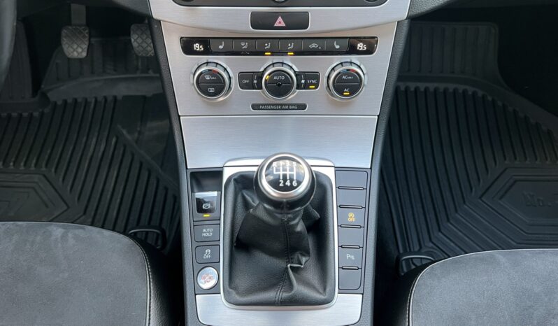 VW PASSAT B7 2.0 TDI 140KM HIGHLINE – MANUAL – NOWY ROZRZĄD – ALCANTARA – SERWIS full