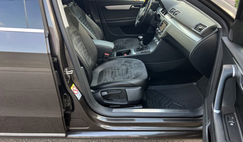 VW PASSAT B7 2.0 TDI 140KM HIGHLINE – MANUAL – NOWY ROZRZĄD – ALCANTARA – SERWIS full