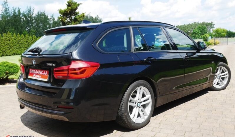 BMW Seria 3 318d Sport Line full