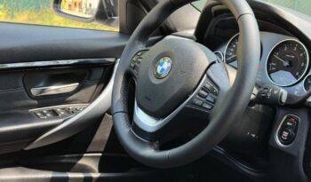 BMW Seria 3 318d Sport Line full