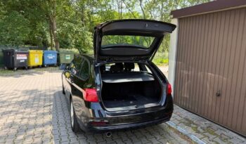 BMW Seria 3 318d Sport Line full