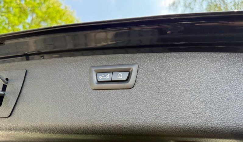 BMW Seria 3 318d Sport Line full