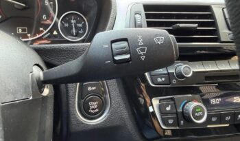 BMW Seria 3 318d Sport Line full