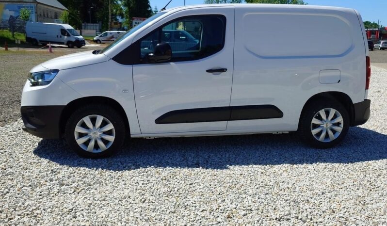 Toyota Proace City full
