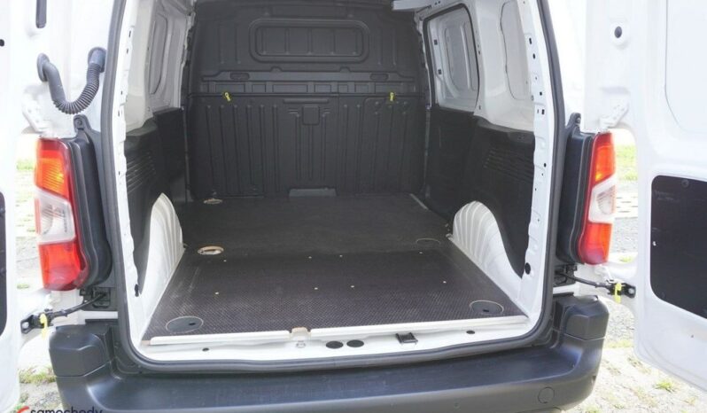 Toyota Proace City full