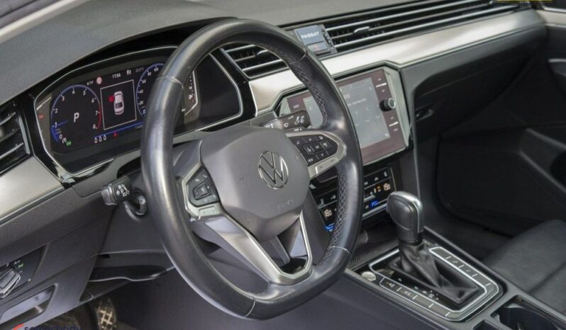 Volkswagen Passat 1.5TSI ELEGANCE DSG full