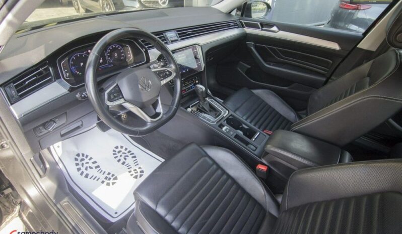 Volkswagen Passat 1.5TSI ELEGANCE DSG full