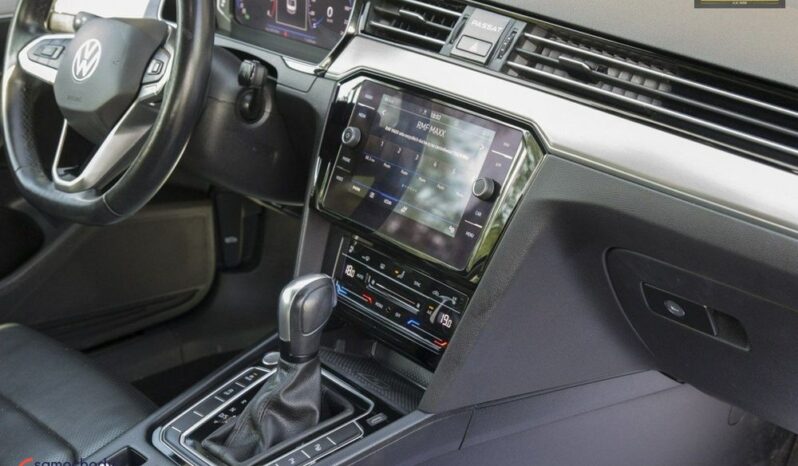 Volkswagen Passat 1.5TSI ELEGANCE DSG full