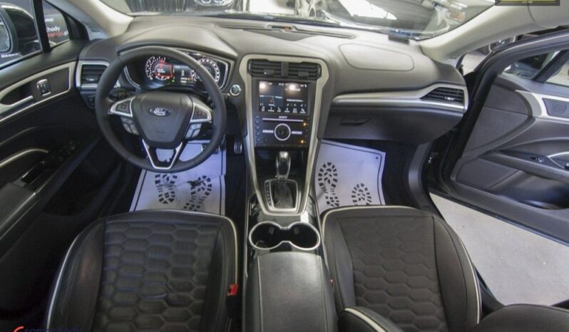 Ford Mondeo Vignale 2.0 TDCi PowerShift full