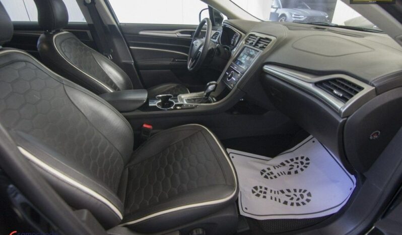 Ford Mondeo Vignale 2.0 TDCi PowerShift full