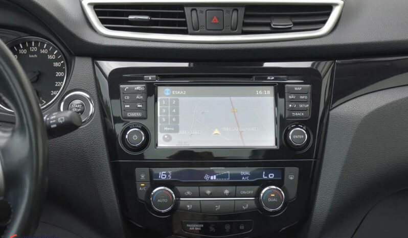 Nissan Qashqai 1.2 DIG-T Tekna full
