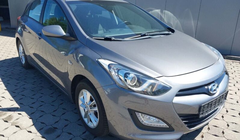 Hyundai i30 1.4 full