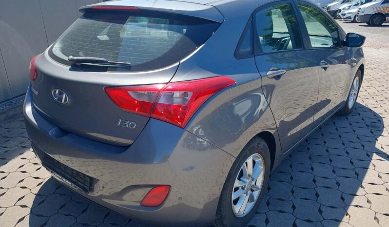 Hyundai i30 1.4 full