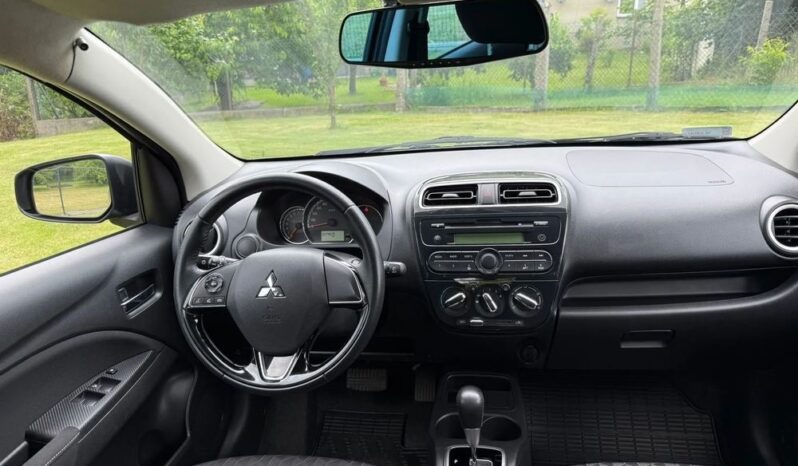 Mitsubishi Space Star full