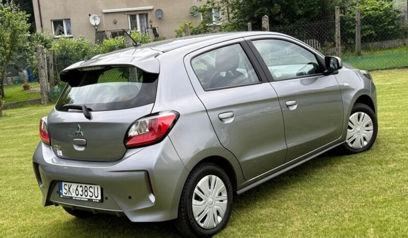 Mitsubishi Space Star full