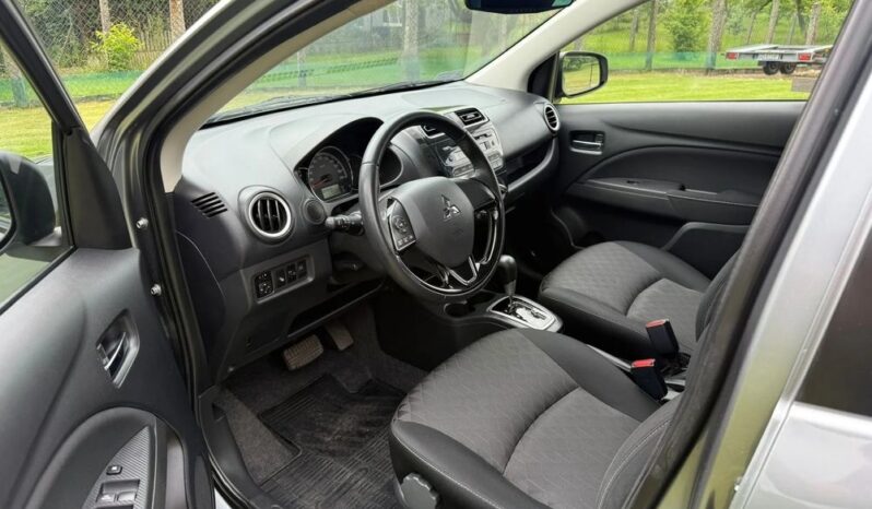 Mitsubishi Space Star full
