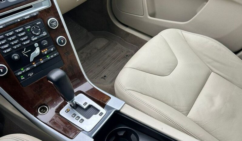 Volvo XC 60 full