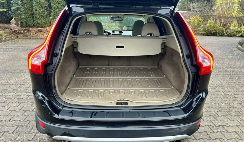 Volvo XC 60 full