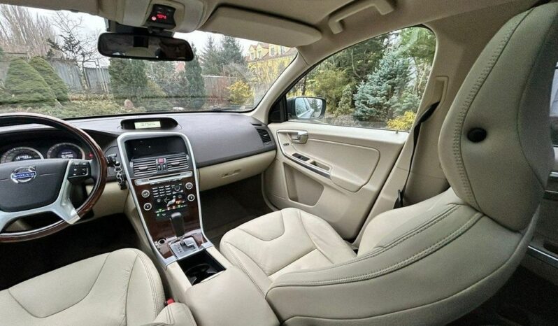 Volvo XC 60 full