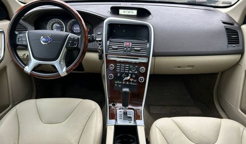 Volvo XC 60 full