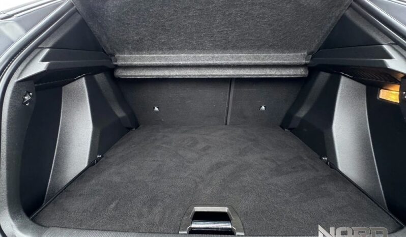 Peugeot 2008 PureTech 130 EAT8 Allure full