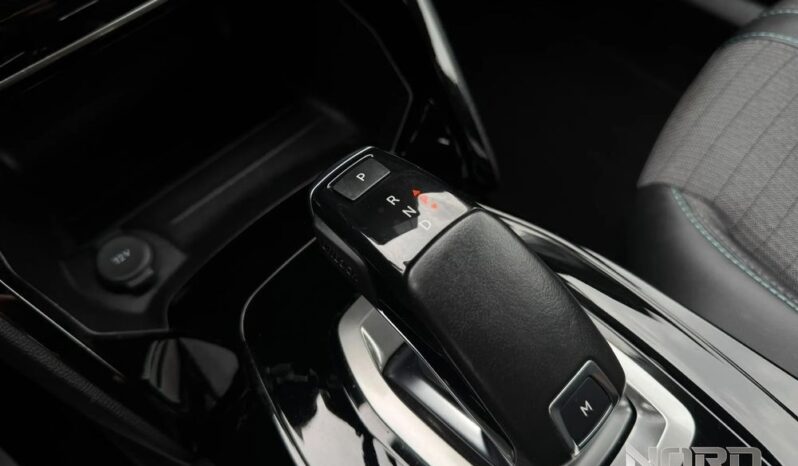 Peugeot 2008 PureTech 130 EAT8 Allure full