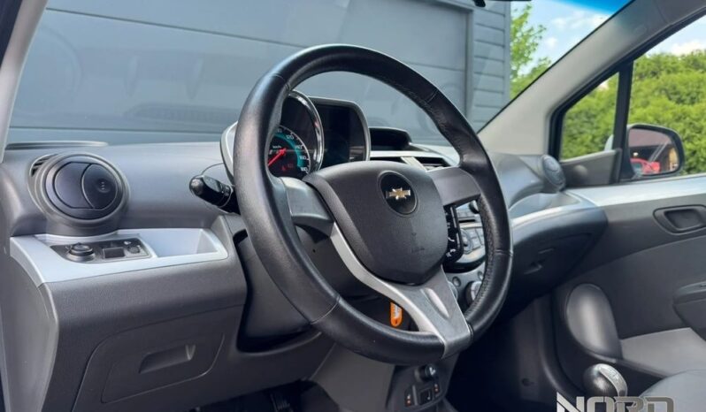 Chevrolet Spark 1.2 LTZ full