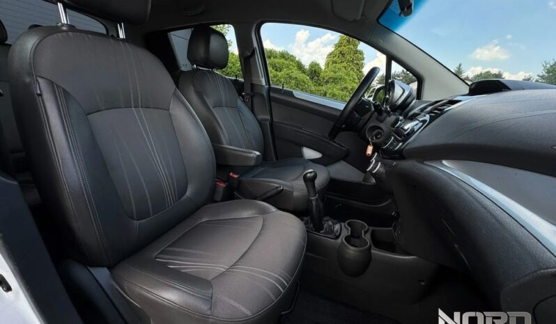 Chevrolet Spark 1.2 LTZ full