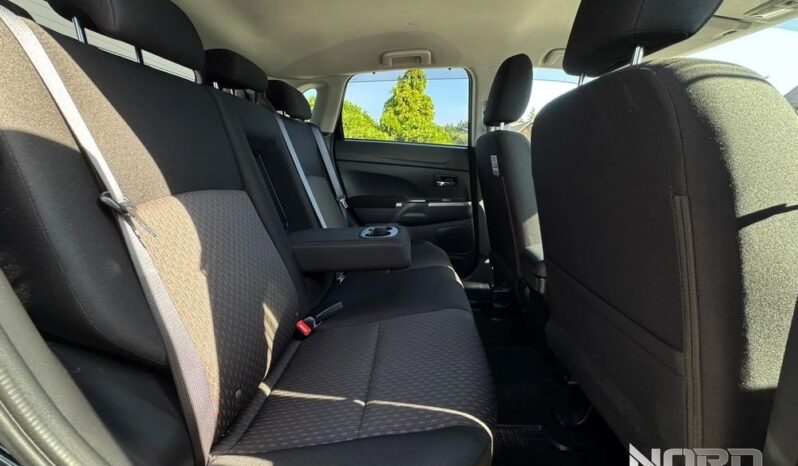 Mitsubishi ASX 1.6 Intense Plus Navi Blue Edition full
