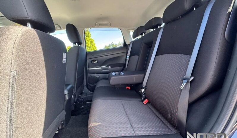 Mitsubishi ASX 1.6 Intense Plus Navi Blue Edition full