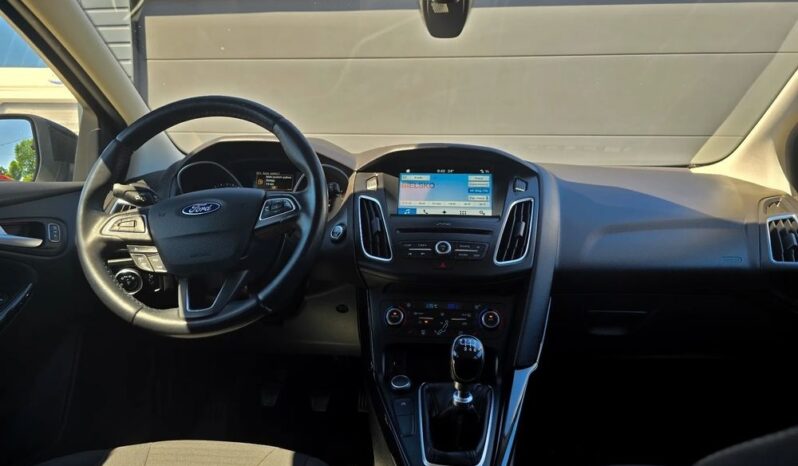 Ford Focus 1.0 EcoBoost Titanium full