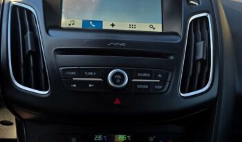Ford Focus 1.0 EcoBoost Titanium full