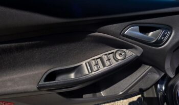 Ford Focus 1.0 EcoBoost Titanium full