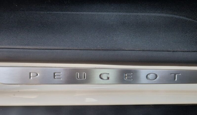 Peugeot 2008 PureTech 110 Stop&Start GT-Line Edition full