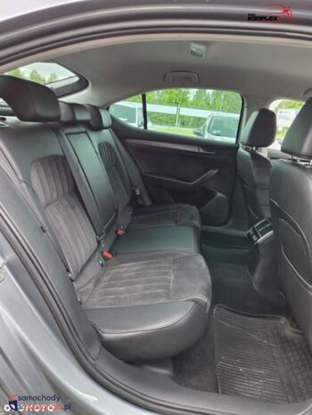 Skoda Superb full