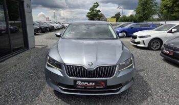 Skoda Superb full