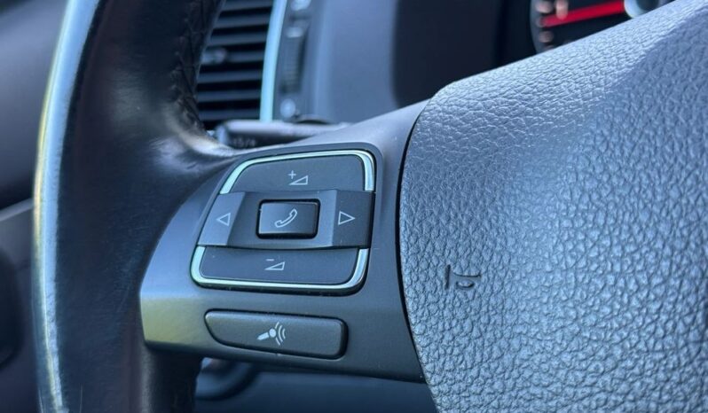 Volkswagen Touran 1.6 TDI BMT Comfortline full