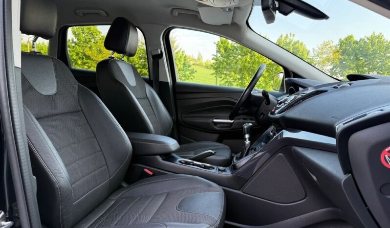 Ford Kuga full