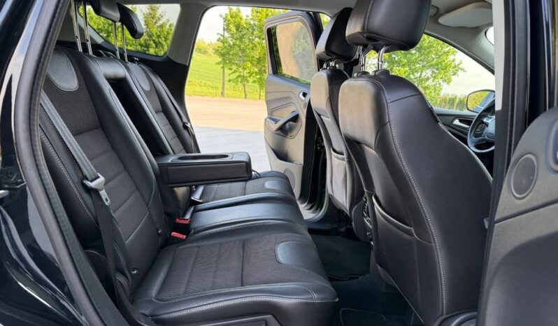 Ford Kuga full
