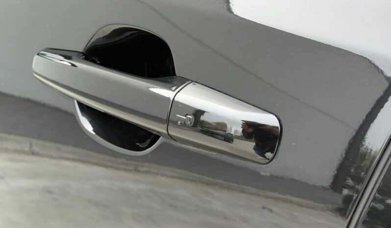 Jaguar E-Pace full