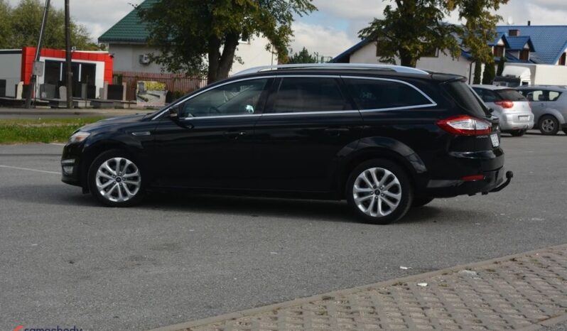 Ford Mondeo full