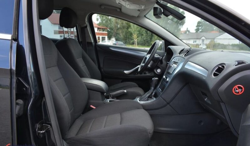 Ford Mondeo full
