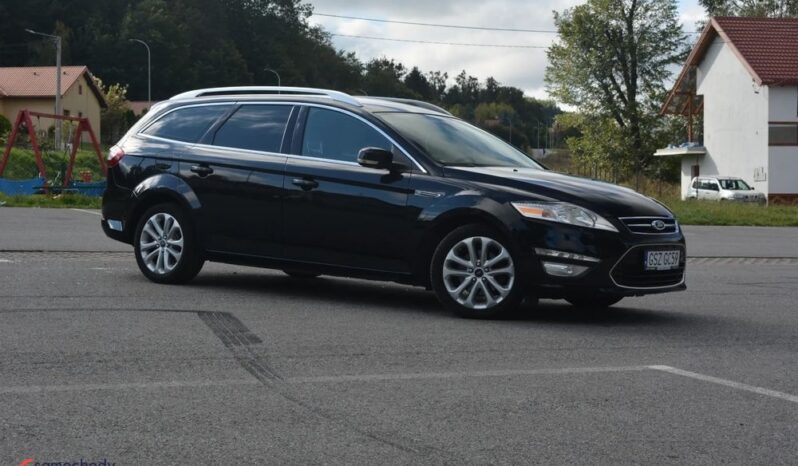 Ford Mondeo full