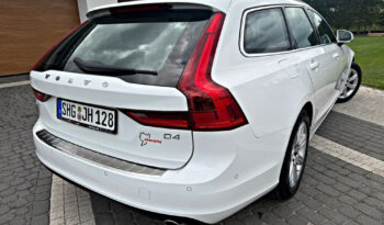 Volvo V90 D4 Geartronic Momentum full