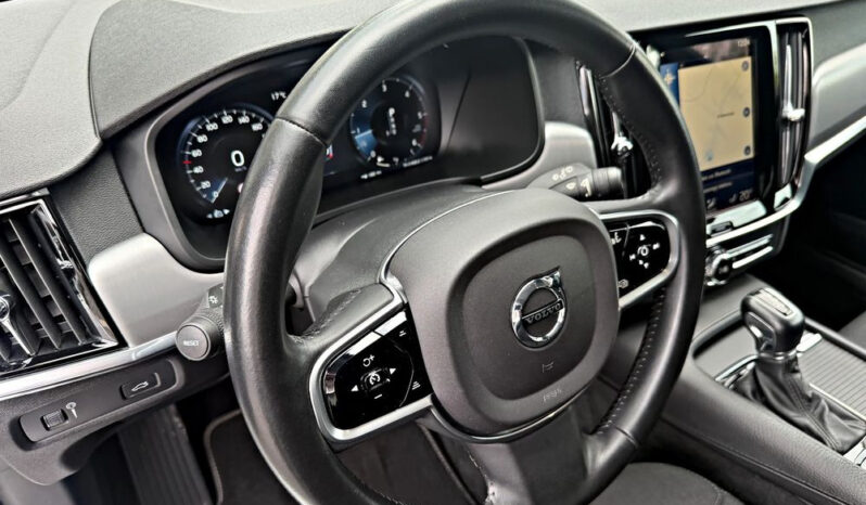 Volvo V90 D4 Geartronic Momentum full
