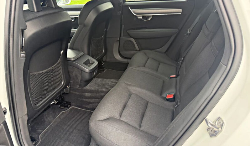 Volvo V90 D4 Geartronic Momentum full