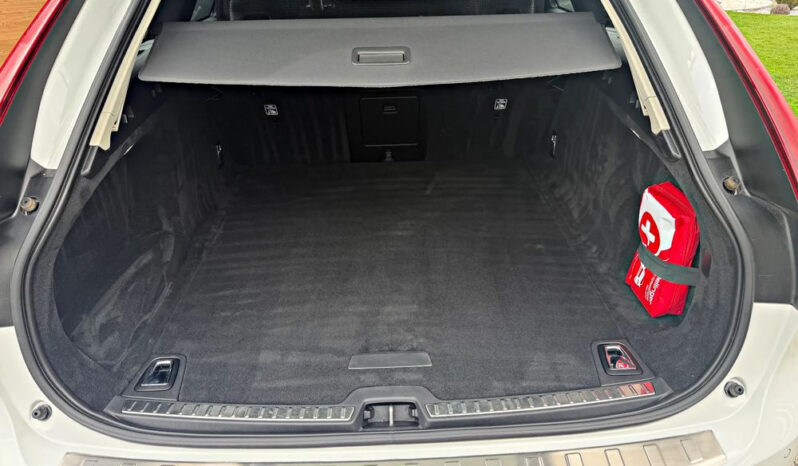 Volvo V90 D4 Geartronic Momentum full