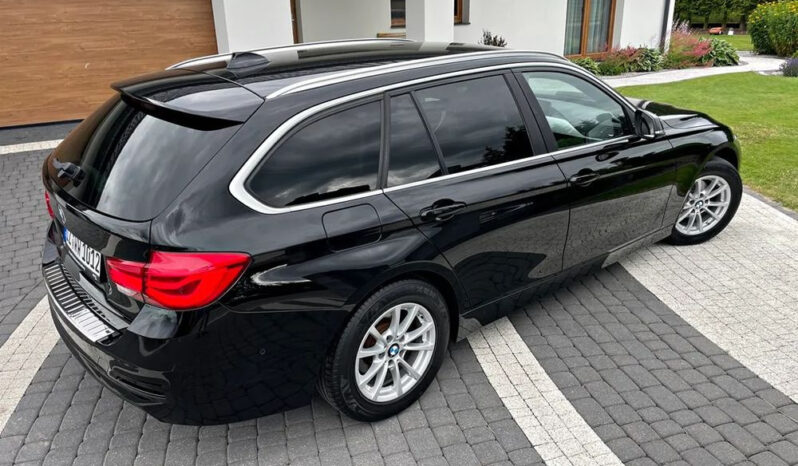 BMW Seria 3 318i Edition Luxury Line Purity full