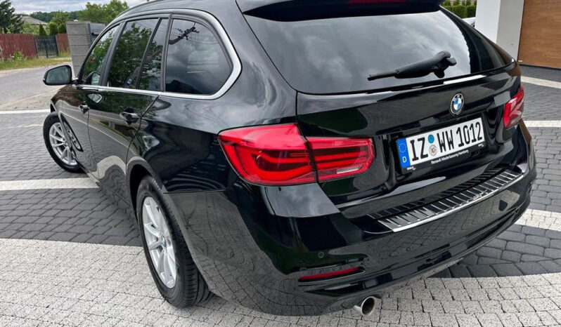 BMW Seria 3 318i Edition Luxury Line Purity full