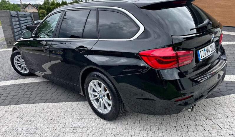BMW Seria 3 318i Edition Luxury Line Purity full